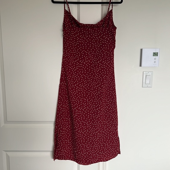 MISSGUIDED adjustable strap red summer dress - Picture 3 of 3